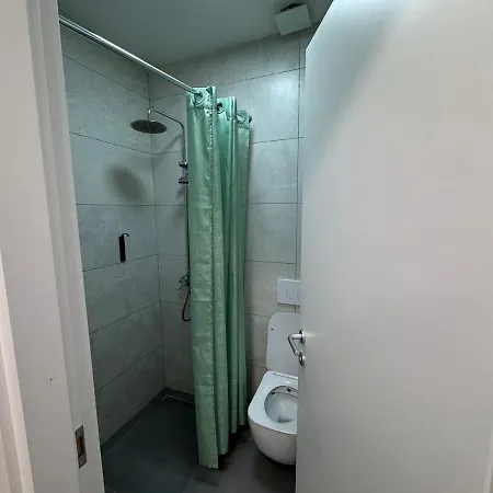 Casa San Pietro Gjiri I Lalzit Lägenhet *